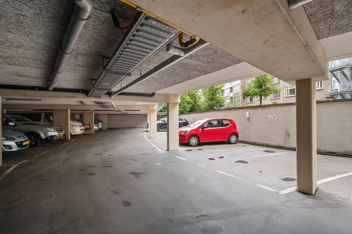 Photo 9 of Kralingseweg 1-D