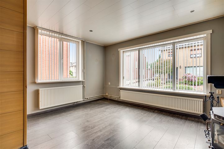 Bekijk foto 32 van Veersestraat 60