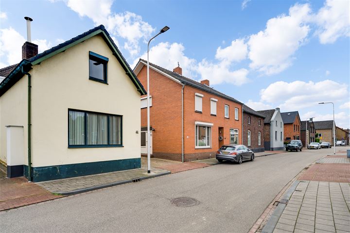 Bekijk foto 34 van Veersestraat 60