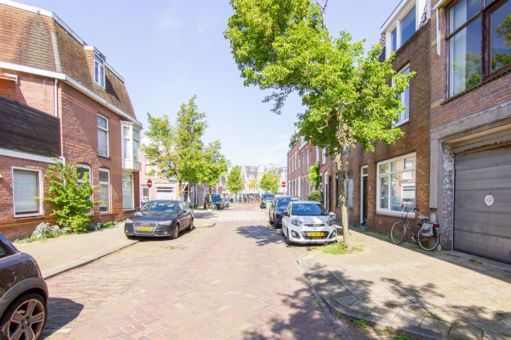 View photo 24 of Reitzstraat 11-RD