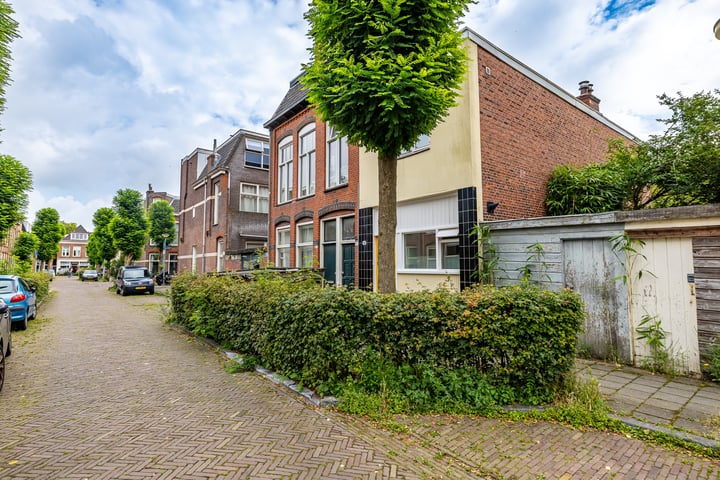 Bekijk foto 5 van Alexanderstraat 8