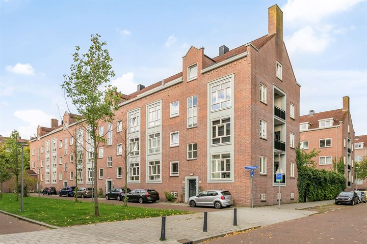 Bekijk foto 2 van Assendelftstraat 28-A