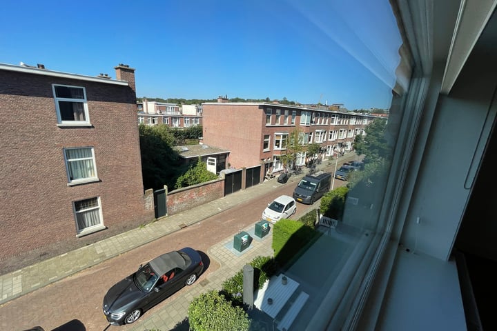 View photo 17 of De Bruynestraat 3