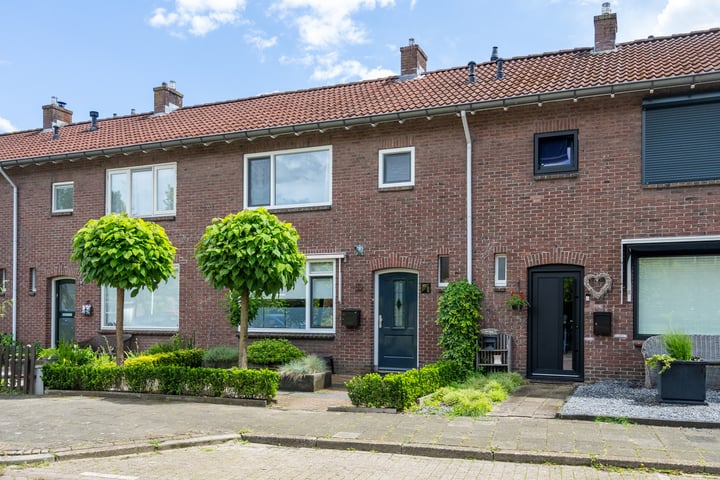 Bekijk foto 5 van Paulinastraat 93