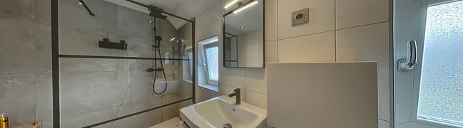 Bekijk 360° foto van Badkamer van Landbouwstraat 6