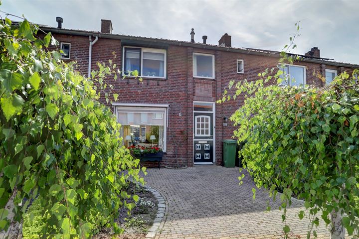 Bekijk foto 4 van Esdoornstraat 18