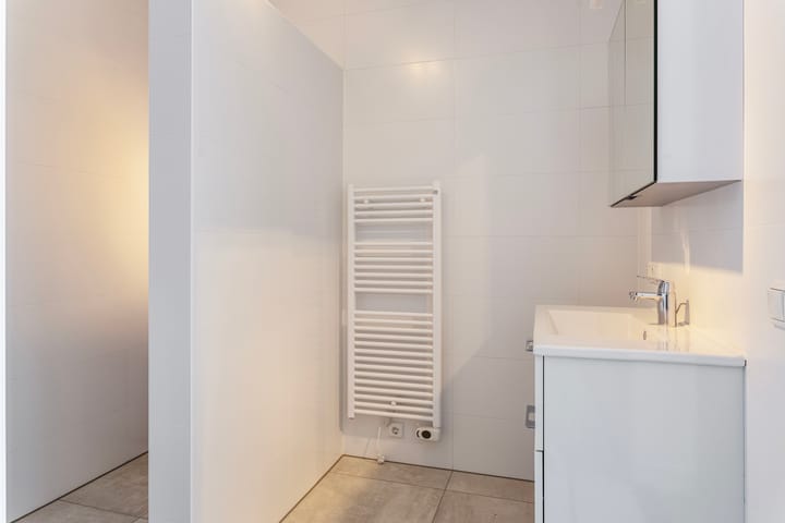 Photo 18 of Lamsoor 47