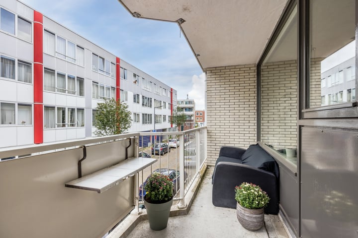 Bekijk foto 35 van Schinkelstraat 58