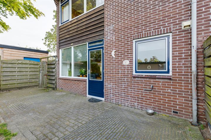 Bekijk foto 40 van Trompstraat 91