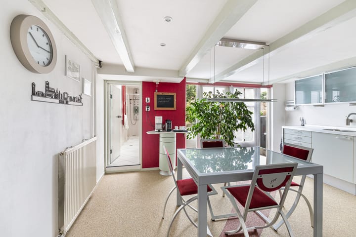 Foto 16 van Voorstraat 160