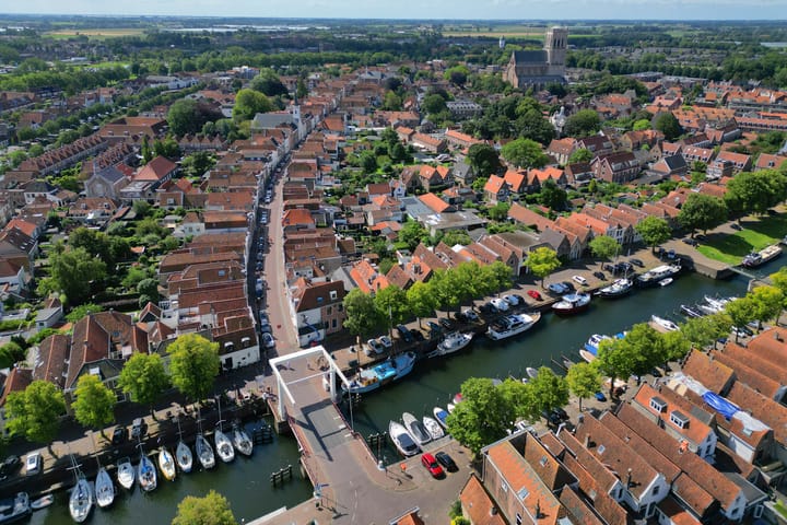 Foto 45 van Voorstraat 160