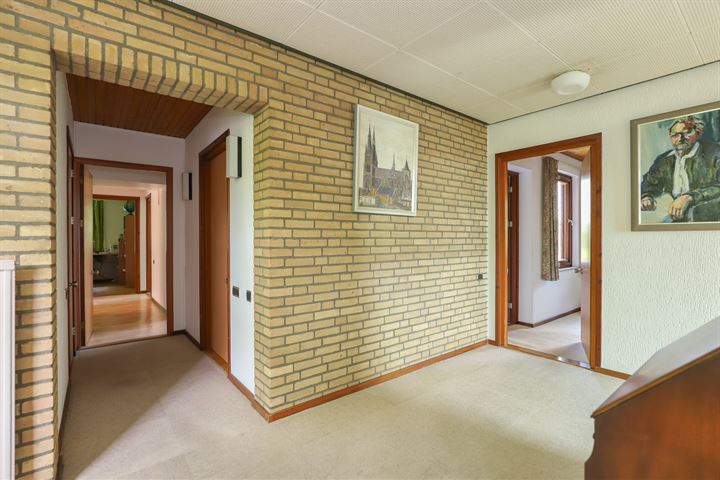 View photo 52 of Heerstraat 18