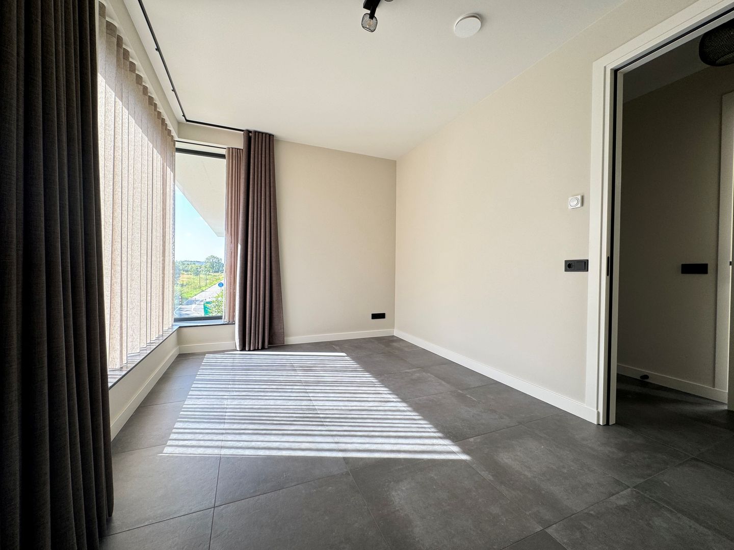 Foto 29 van Burg. Gremstraat 11