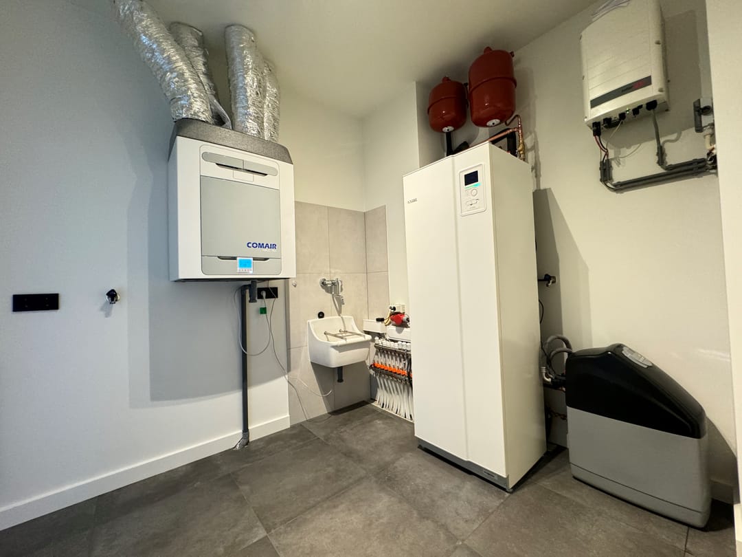 Foto 32 van Burg. Gremstraat 11