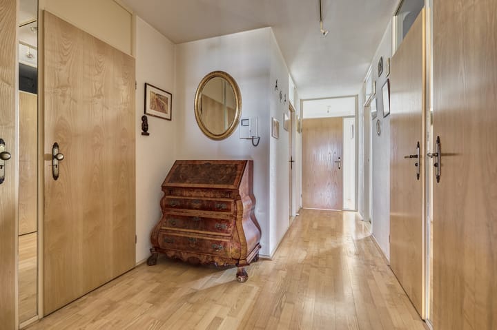 Foto 26 van Parallel Boulevard 274