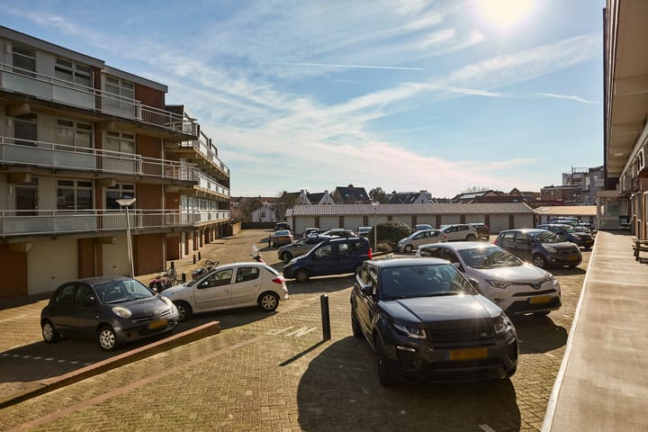 Foto 40 van Parallel Boulevard 274