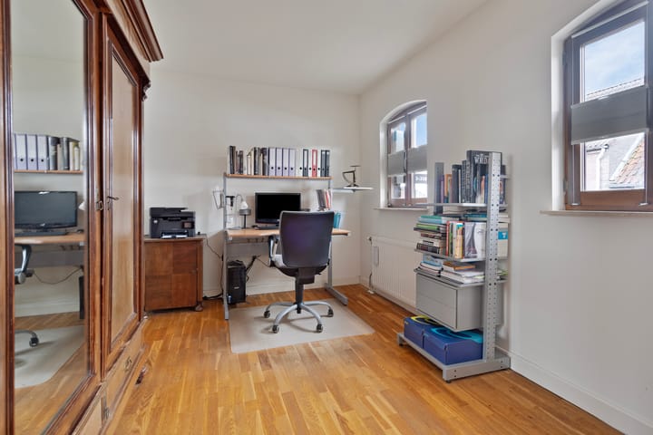 Photo 35 of Hussenbergstraat 25