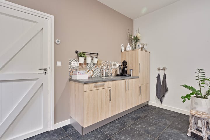 Photo 49 of Hussenbergstraat 25