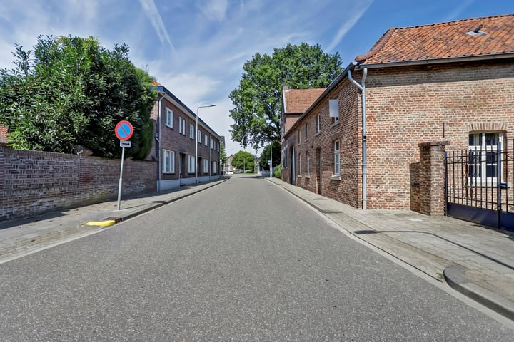 Bekijk foto 32 van Haagstraat 12