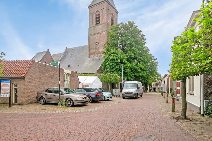 Bekijk foto 50 van Kerkstraat 8