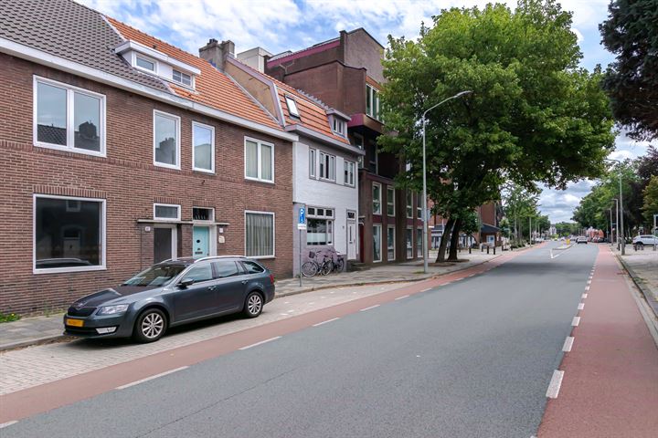 Bekijk foto 2 van Kruisstraat 97