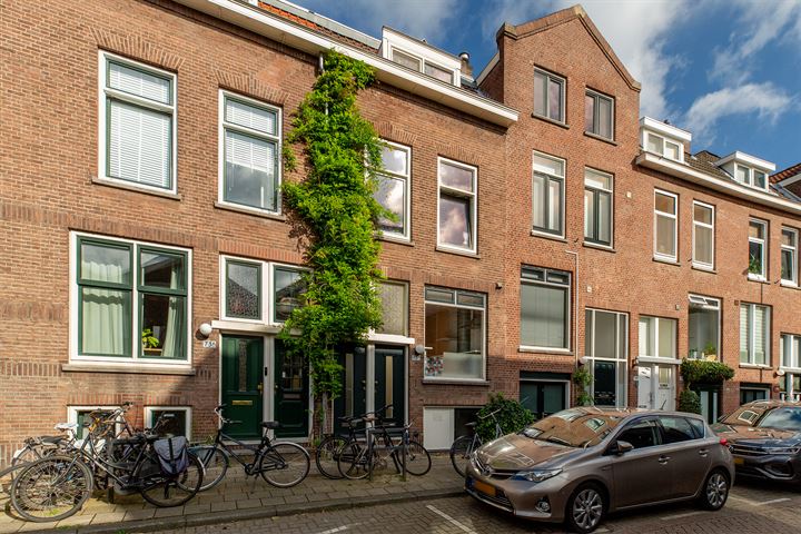 Bekijk foto 2 van Willem van Hillegaersbergstraat 75-A