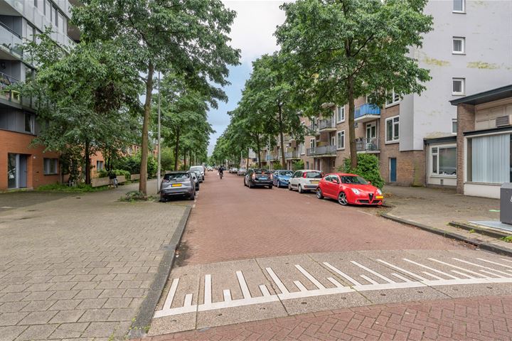 View photo 33 of Jacques Veltmanstraat 99