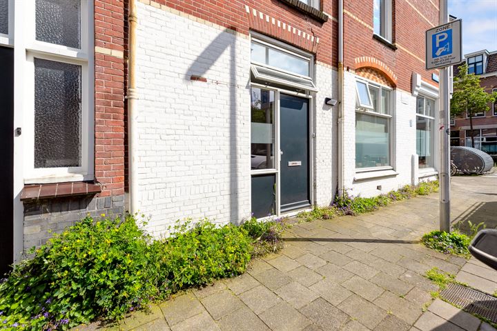 View photo 20 of M.P. Lindostraat 1-A