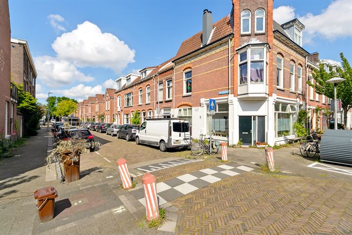 View photo 21 of M.P. Lindostraat 1-A