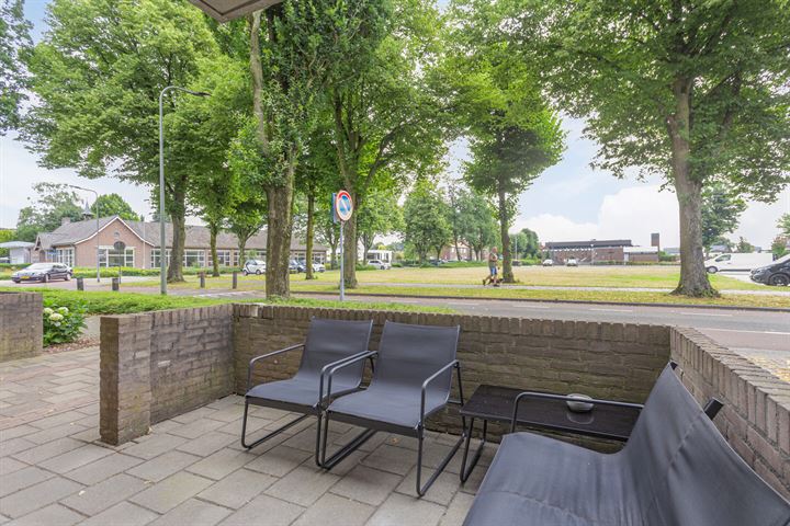 Bekijk foto 22 van Beatrixstraat 32