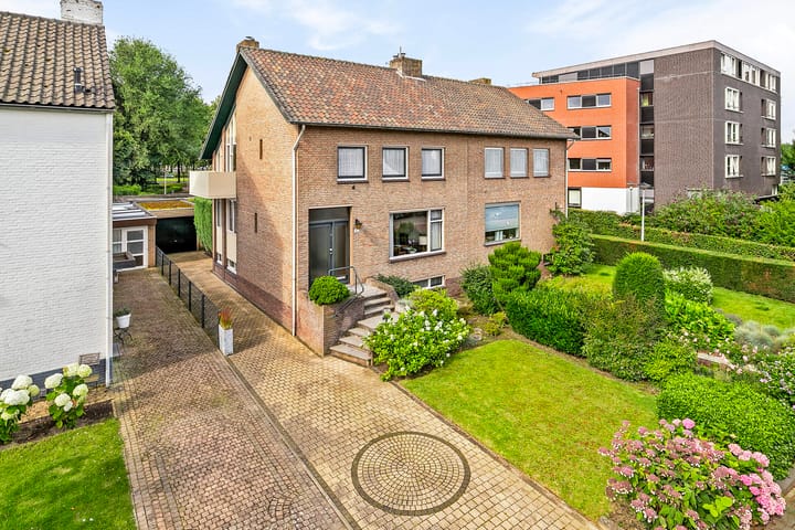 Foto 32 van Bilserbaan 67