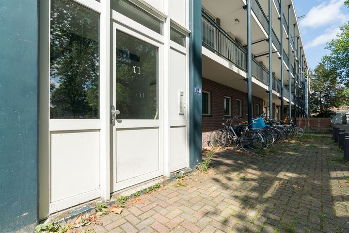 Bekijk foto 4 van Vredenluststraat 25