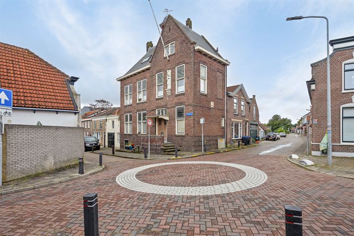 View photo 25 of Molendijk 3