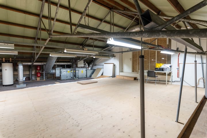 Foto 33 van Machineweg 222