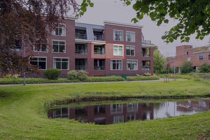 Bekijk foto 17 van Oosterheerdtstraat 56