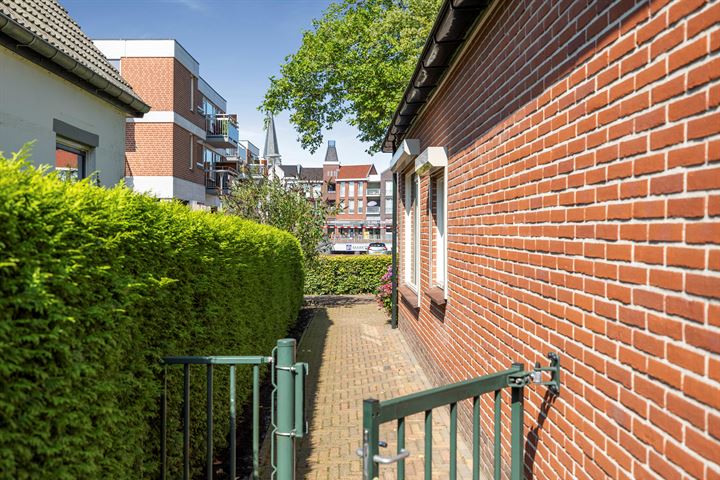 View photo 29 of Parkweg 6