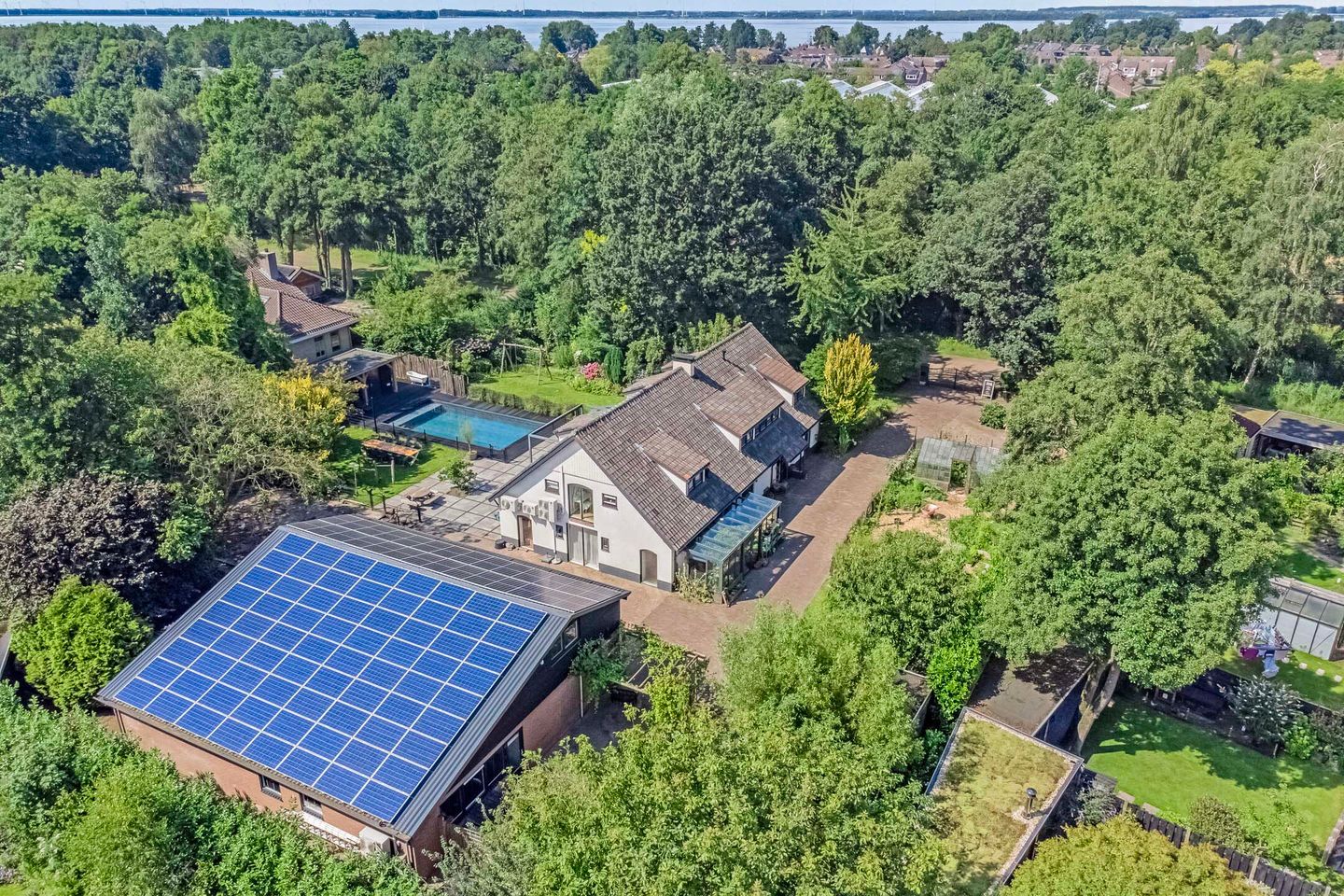 Foto 35 van Bluesdreef 12