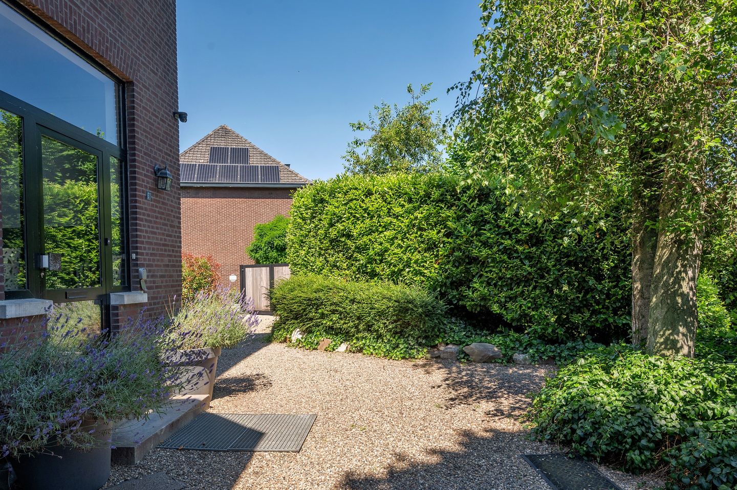 Foto 80 van Broekhin Zuid 61-A