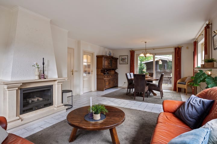 Foto 2 van Dennenhof 2