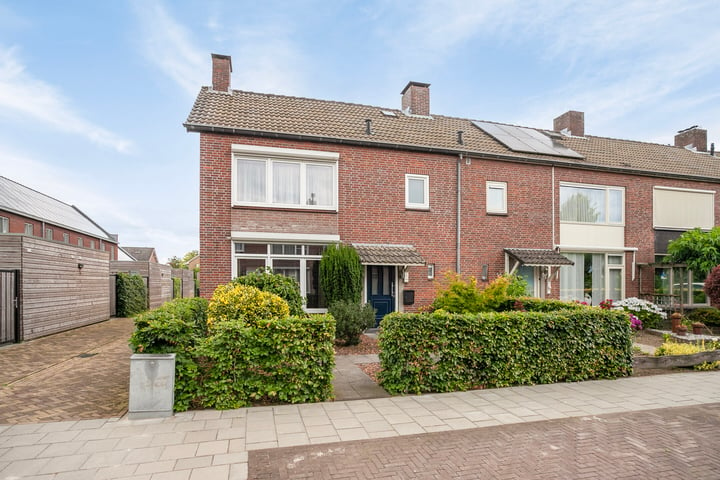 Bekijk foto 1 van Drossard Meijerstraat 57