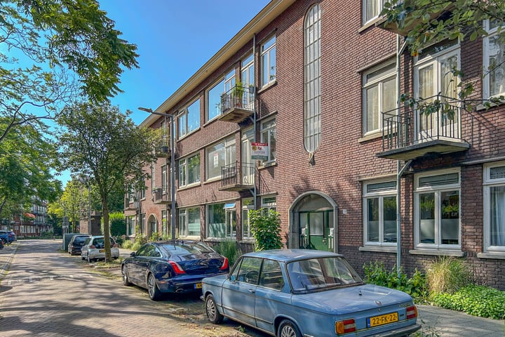 Bekijk foto 1 van Lumeystraat 19-01L