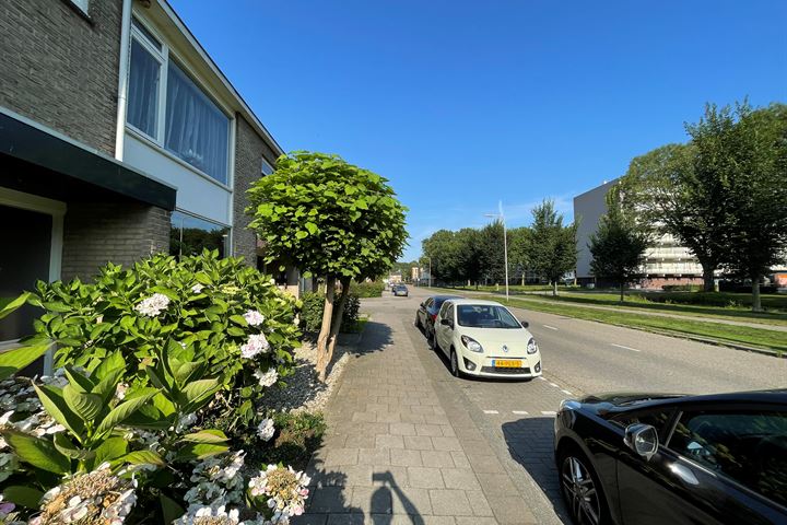 View photo 26 of Roerdompstraat 48