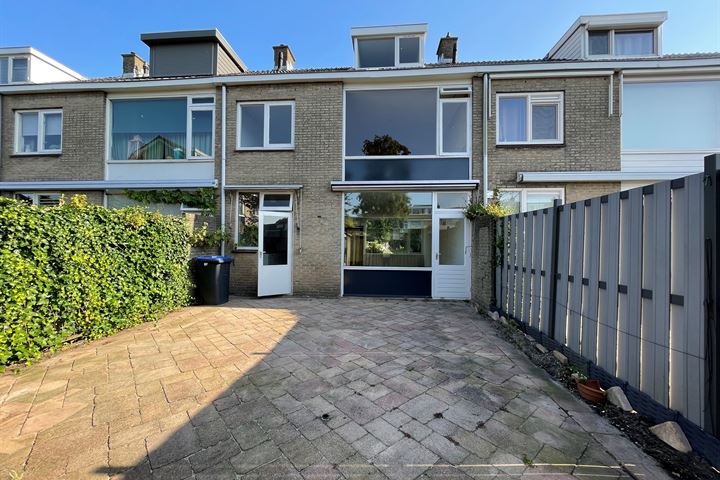 View photo 22 of Roerdompstraat 48