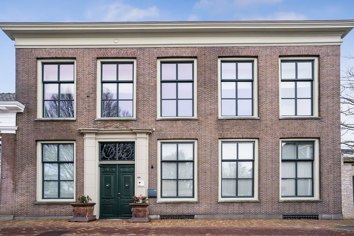 View photo 6 of Hoogstraat 154