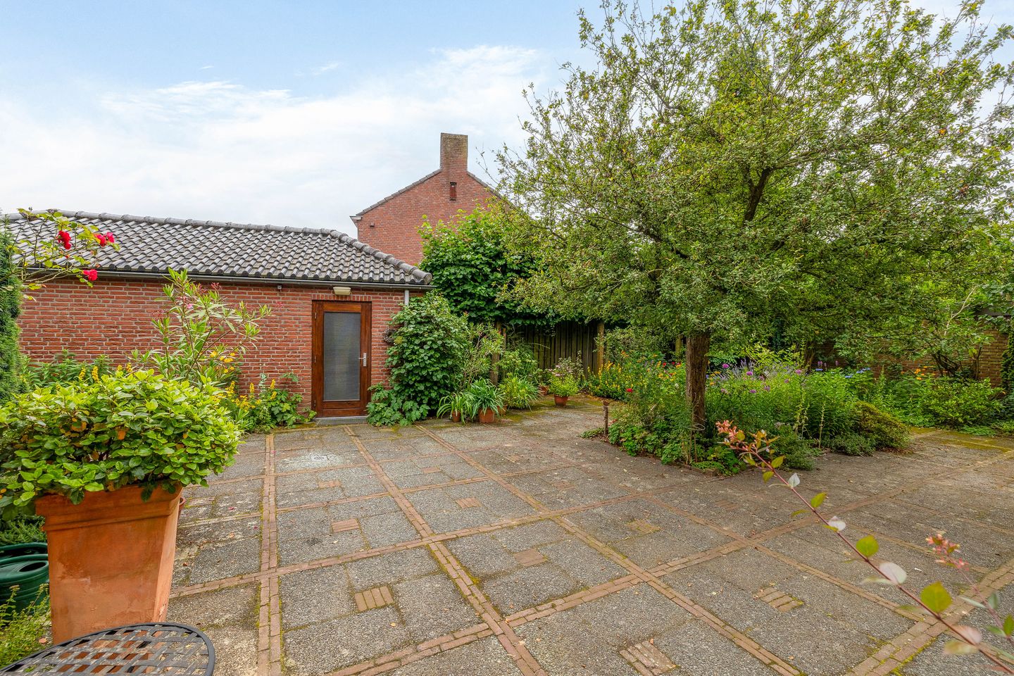 Foto 40 van Raadhuislaan 1