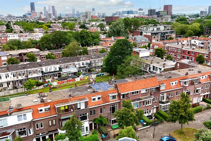 Bekijk foto 16 van Generaal van Geenplein 18