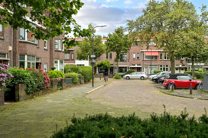 Bekijk foto 17 van Generaal van Geenplein 18