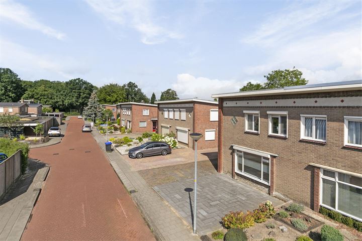 Bekijk foto 4 van Bernard van Galenstraat 22