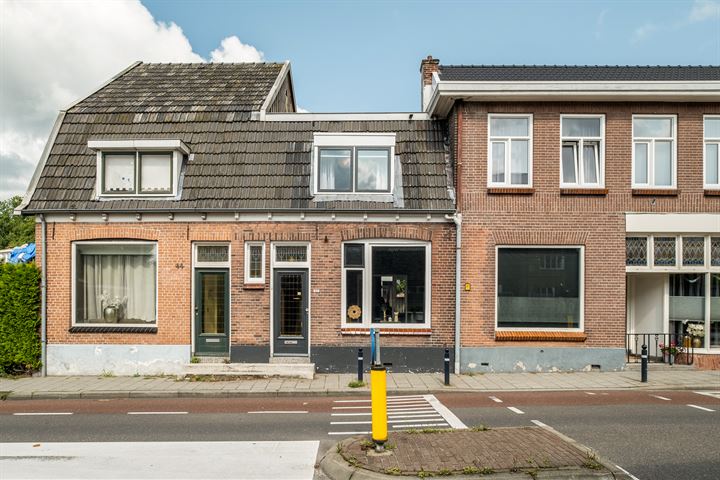 Bekijk foto 1 van Hengelosestraat 42