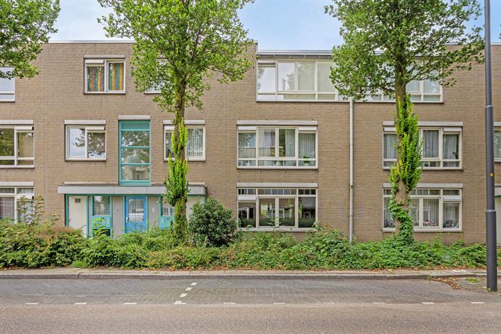 View photo 1 of Koningstraat 174